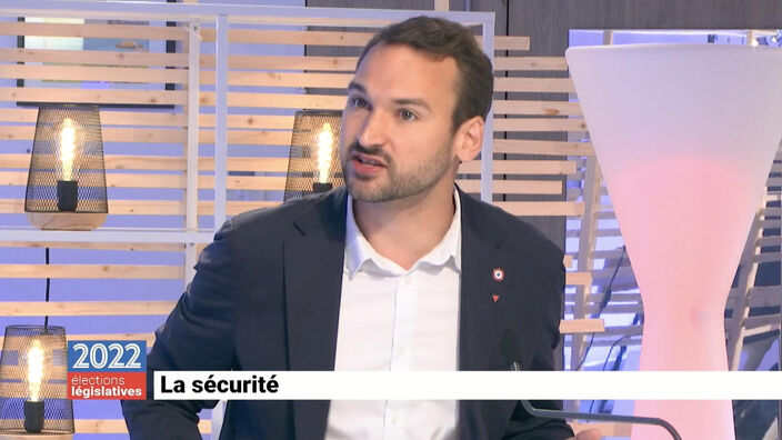 « Oui la police tue. C’est factuel. » Ugo Bernalicis réagit aux propos polémiques de Jean-Luc Mélenchon sur la police