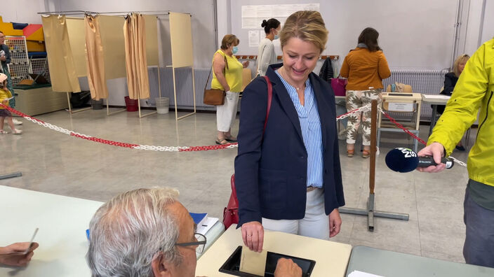 Législatives 2022 : Barbara Pompili, candidate dans la 2e circonscription de la Somme a voté ce midi à Amiens