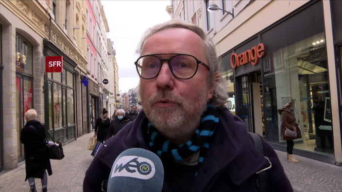 "Les non-vaccinés, j'ai très envie de les emmerder" : vos réactions face aux propos d'Emmanuel Macron