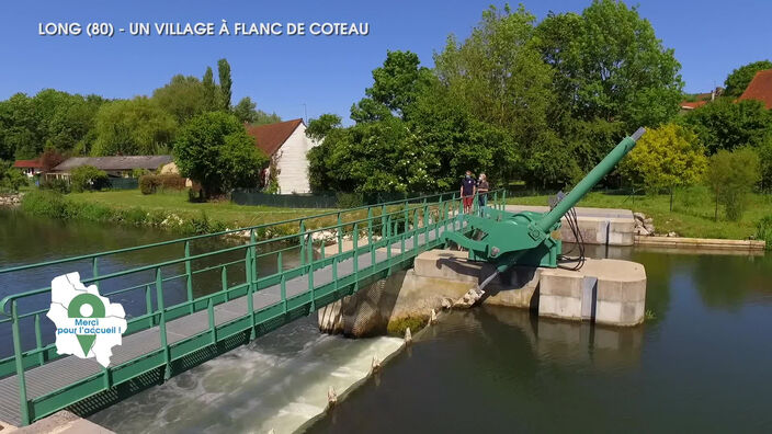 Merci pour l'accueil: Long, un village à flanc de coteau