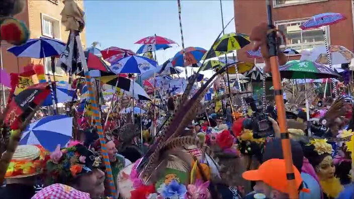 Dunkerque: la bande "annulée" s'élance, bien plus massive que celle du matin
