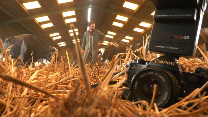 Les Jeunes Agriculteurs de la Somme en tenue d'Adam