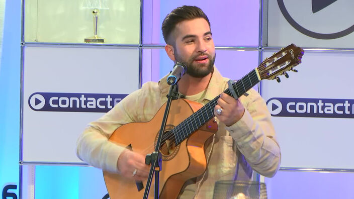 Kendji Girac chante « Dernier métro » en live sur Wéo