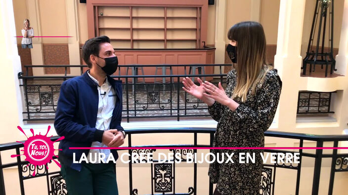 Laura crée des bijoux en verre ! épisode 3