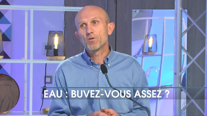 La chronique santé d'Olivier Vankemmel : buvez-vous assez d'eau ?