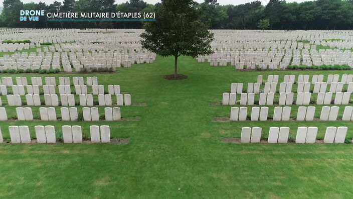 Drone de vue : le cimetière militaire d'Etaples