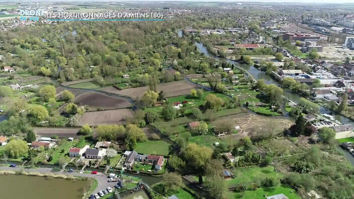 Drone de vue : les hortillonnages d'Amiens