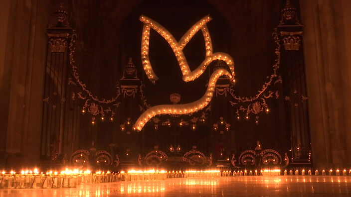 Calais : 3000 bougies pour illuminer Notre Dame