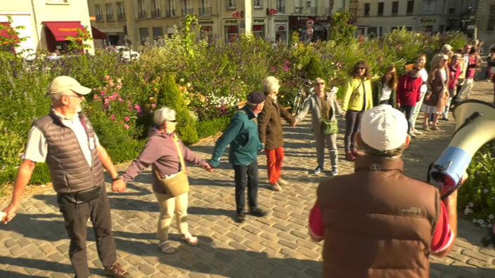 Une chaîne humaine pour le climat à Compiègne