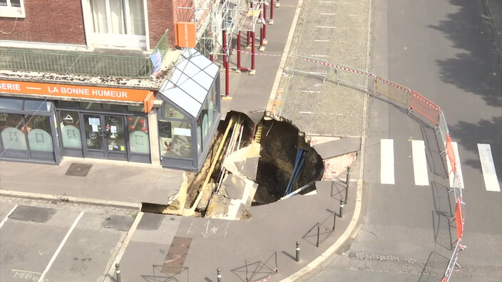 Amiens : Suite des travaux autour du trou béant, une semaine après