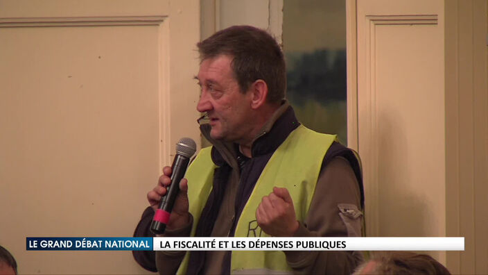"On part à la retraite à 60 ans et on embauche un jeune derrière" - Grand Débat National à Albert (80)