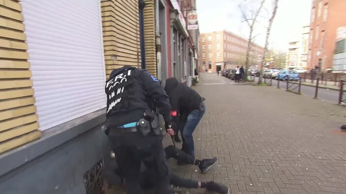 Lille : opération anti drogues de la FRI dans le quartier Moulins