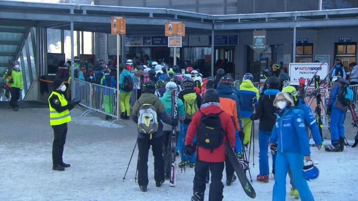 En Autriche, les skieurs déconfinent en plein confinement