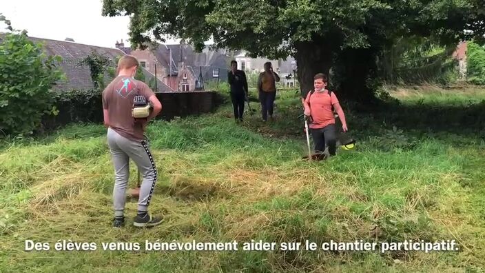 Un chantier participatif au château de La Fère