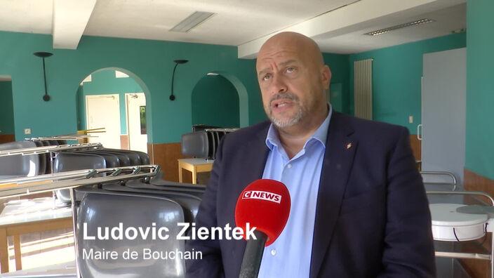 Le maire de Bouchain installe un purificateur d'air dans une école de sa commune !