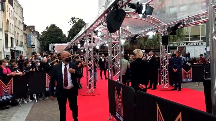 Séries Mania : Sara Mortensen (Plus belle la vie) arrive sur le tapis rouge