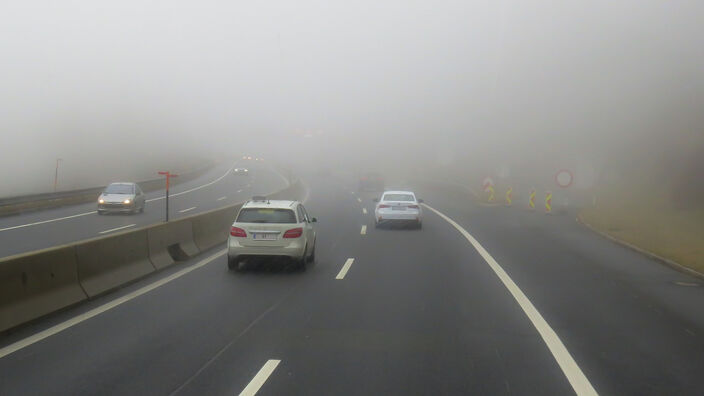 Comment conduire par temps de brouillard ?