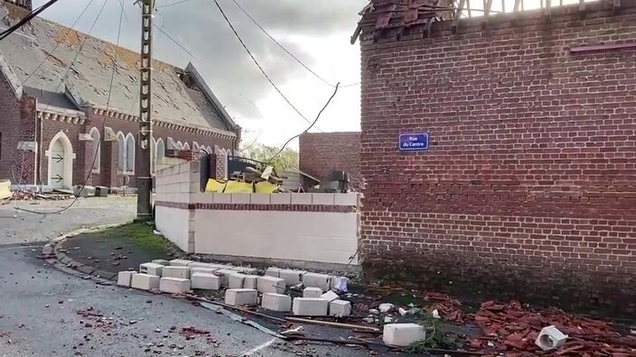Bihucourt : les dégâts sont nombreux aussi rue du centre, à côté de l'église suite à la tornade