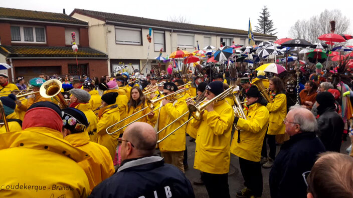 La jeunesse prend les commandes, dans la bande carnavalesque de Coudekerque-Branche