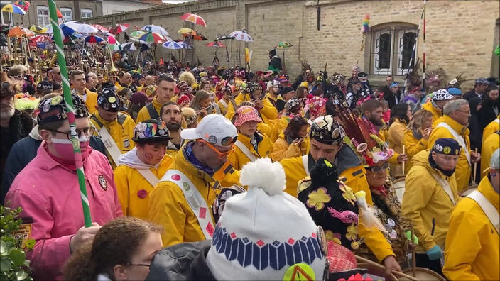 Bergues : un monde de fou à la bande !