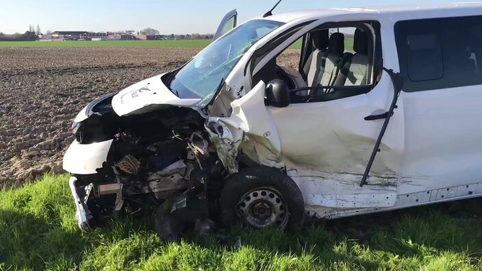 Huit enfants blessés dans un accident de la route à Fenain