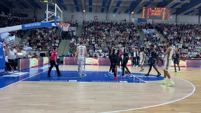 Basket : l’exploit de Saint-Quentin qui bat l’Asvel dans sa salle en feu (91-71)