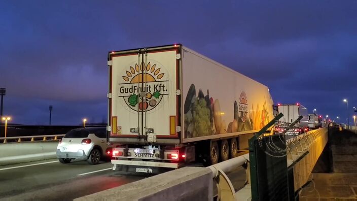 Au port de Calais, des bouchons sur la rocade en raison d'une grève