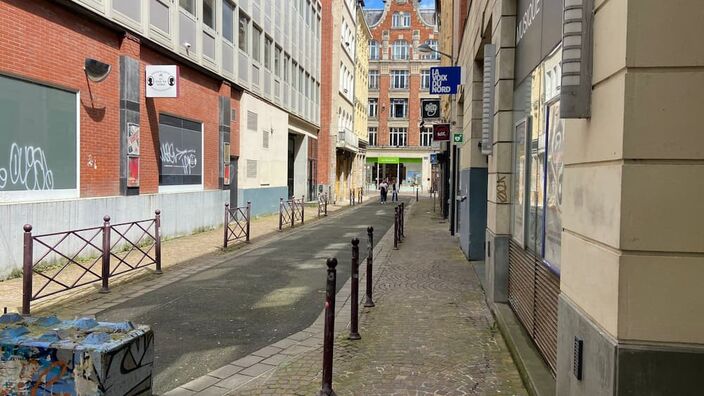 Lille : presque deux ans après l'effondrement d'immeubles, la rue Saint-Nicolas a rouvert