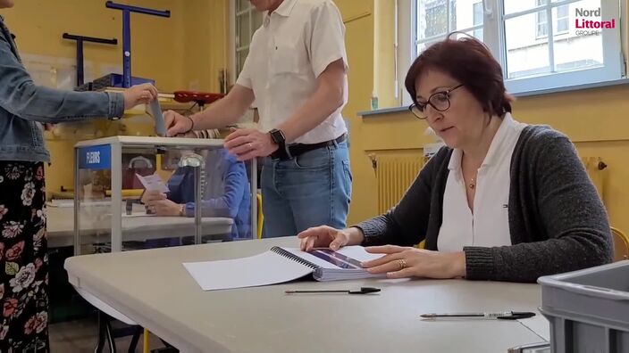 Législatives 2024 : ambiance au bureau de vote du quartier Saint-Pierre à Calais