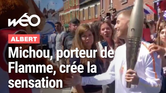 Le Youtubeur Michou porte la flamme à Albert