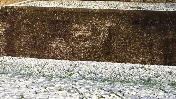 Montreuil-sur-Mer s'est réveillé avec un léger manteau de neige.
