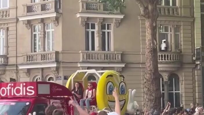 Tour de France à Lille : grosse ambiance pour la caravane