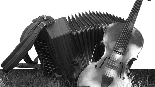 Chavirons au son du violon et de l’accordéon