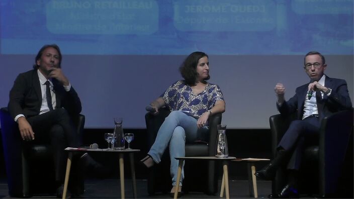 Jérôme Guedj (PS) face à Bruno Retailleau (LR) sur Wéo