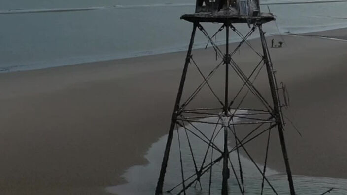 Vu du ciel : phare de Walde à Calais