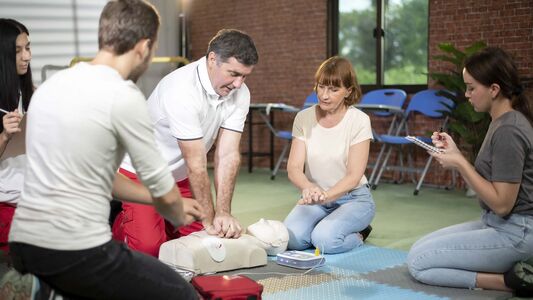 J'apprends les gestes qui sauvent avec Harmonie Mutuelle